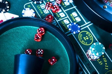 Payment and game category comparison with cards and mobile wallet elements